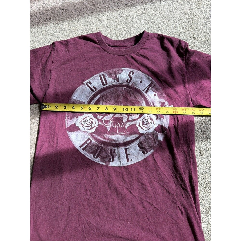 Guns-N-Roses Maroon T-shirt Size Adult Medium - Picture 4 of 6
